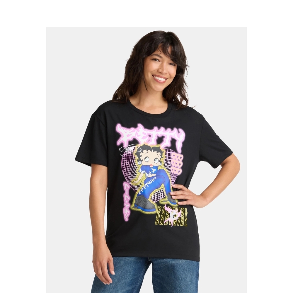 💗Betty Boop Black Tee with Vibrant Graphic